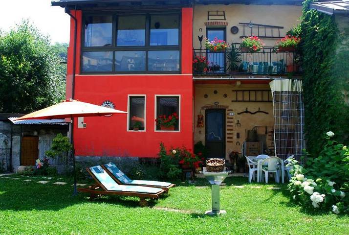 Gîte pour 2 personnes, avec Balcon ainsi que Terrasse et Jardin à Demonte