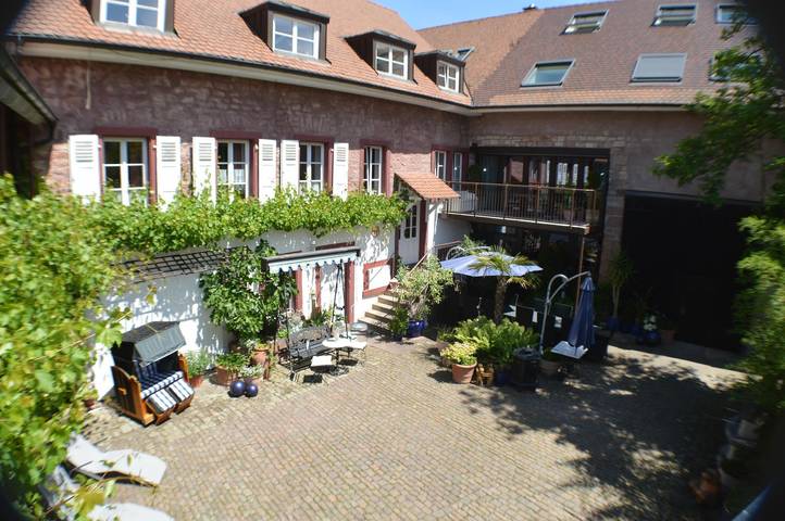 Ferienwohnung für 2 Personen, mit Terrasse und Garten sowie Sauna in der Pfalz