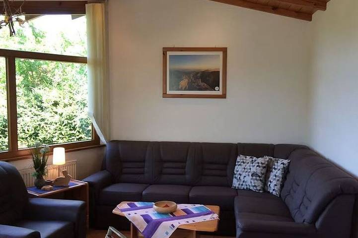 Ganze Wohnung, Appartement/Fewo 2 \"Schuhfels\" - Haus Eybergblick in Bruchweiler-Bärenbach, Landkreis Südwestpfalz