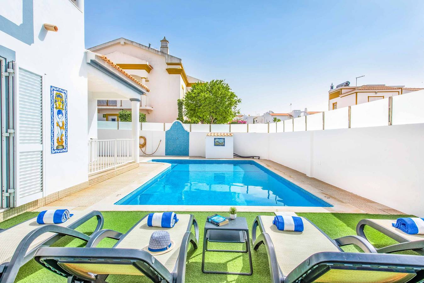 Villa Jomar in Guia, Faro Distrikt