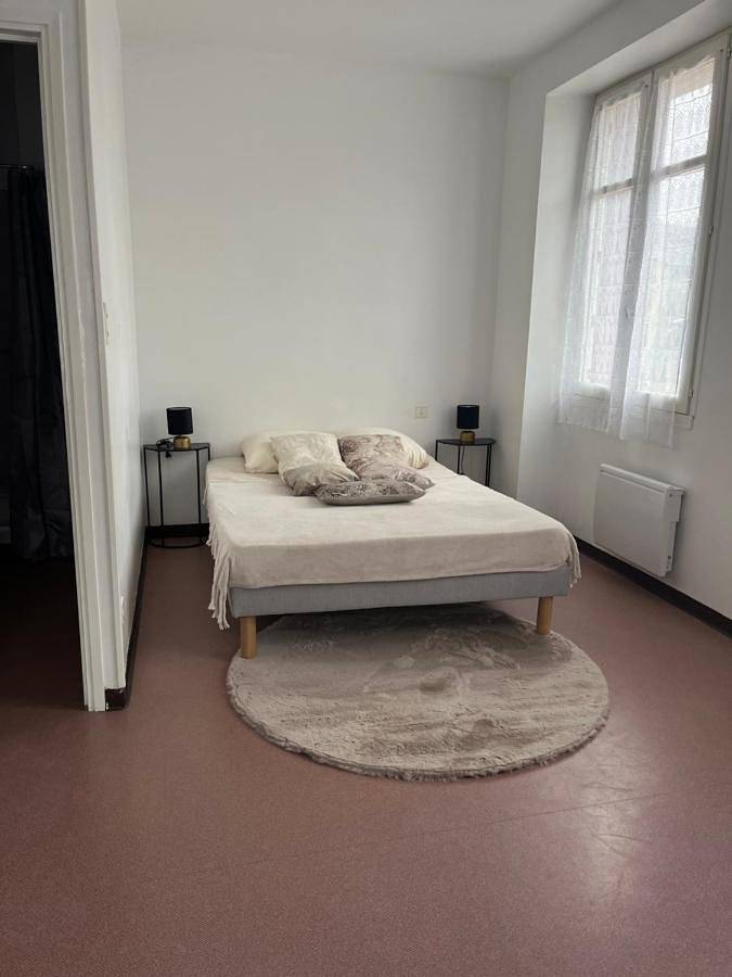 Gîte pour 2 personnes, avec jardin et vue à Salmiech - 3