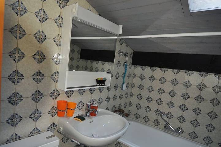 Appartement entier, L'appartement se situe aux Arsets à environ 1 km de départ du téléski des Fracherets reliant le doma in Gryon, Alpes Vaudoises