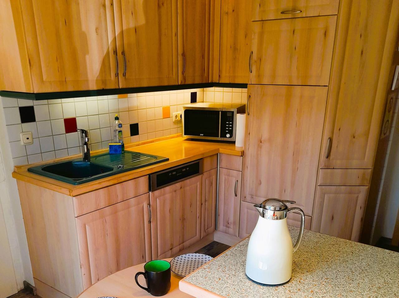 Ganze Ferienwohnung, Alices-Ferienwohnungen - Fewo1 Maisonette Dg,Wohnz./3 Schlafz./Küche/Bad Du+Wc/107 m²/6 P./2.Et in Arnstadt, Thüringer Kernland