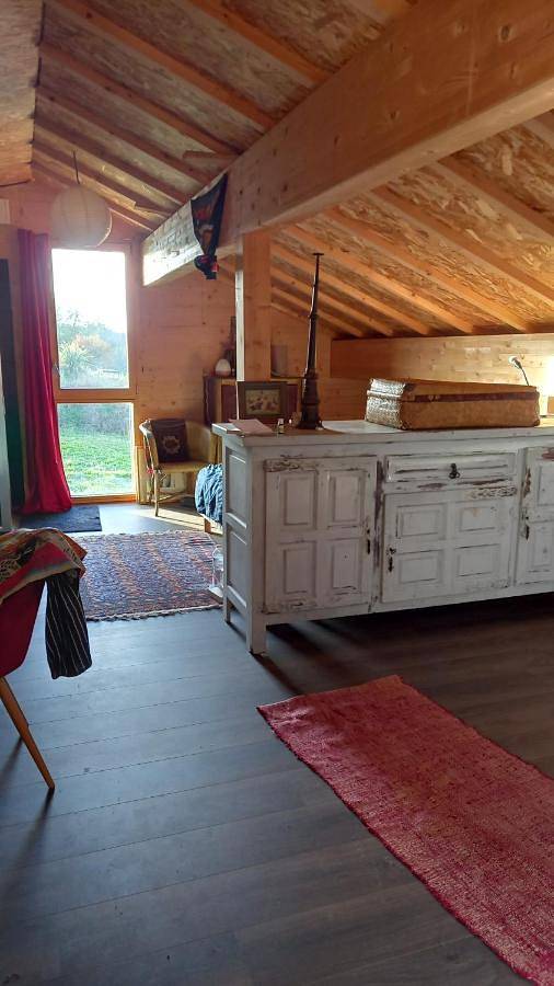 Chambre d’hôte pour 3 personnes, avec terrasse et jardin