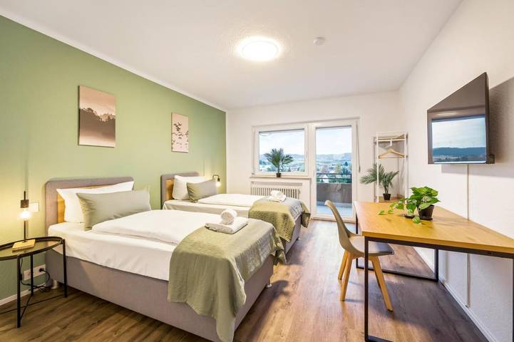 Ferienwohnung für 5 Personen, mit Ausblick und Terrasse in Obersulm