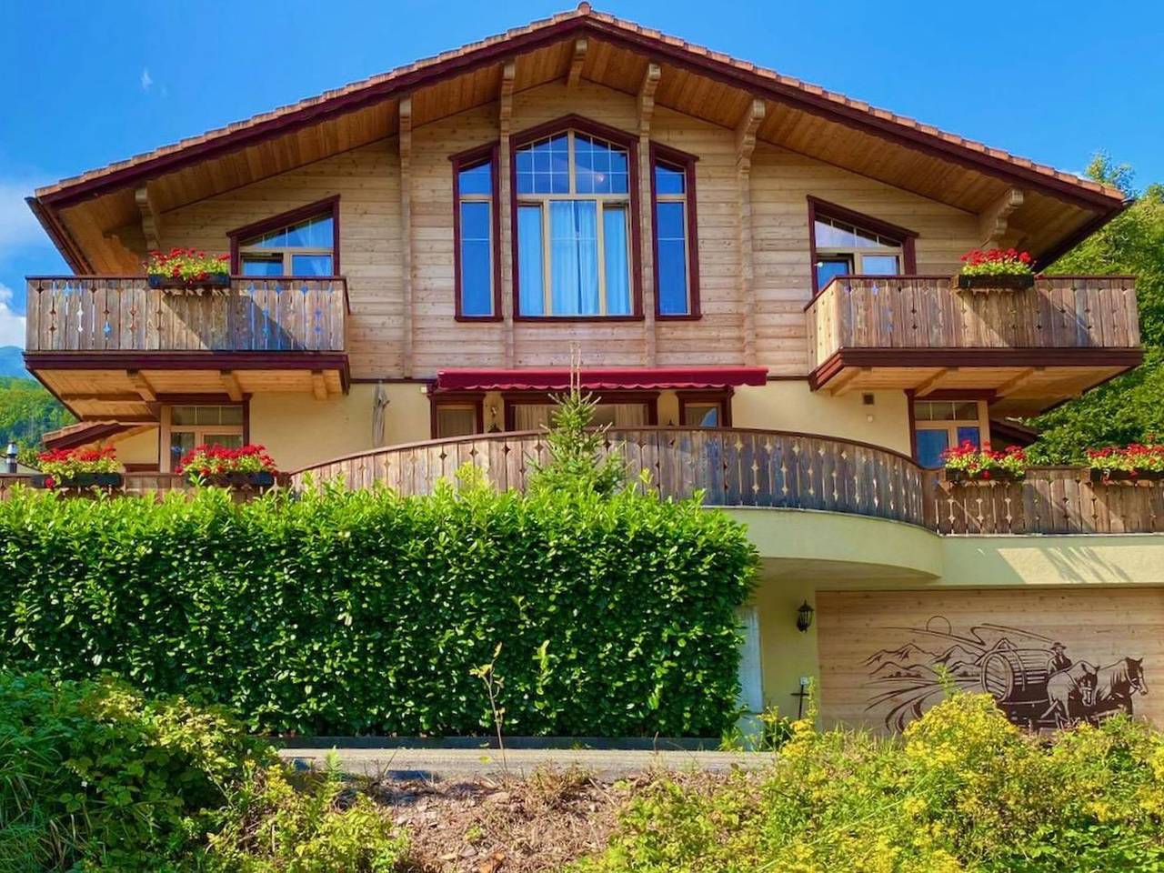 Ganze Wohnung, Amazing Chalet | Heidiland | Pool & Sauna in Quarten, Churer Rheintal