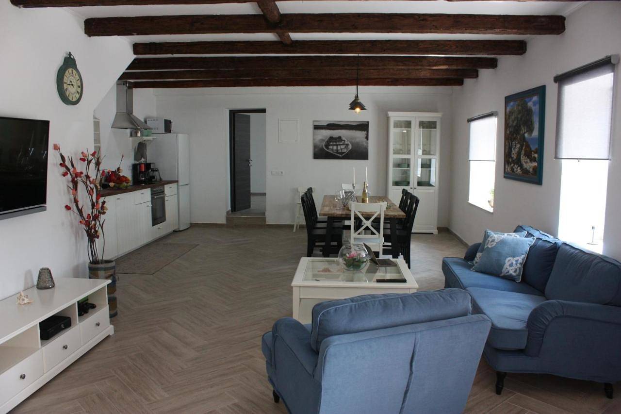 Villa in Kolan, Kolan (Kroatische Adria)
