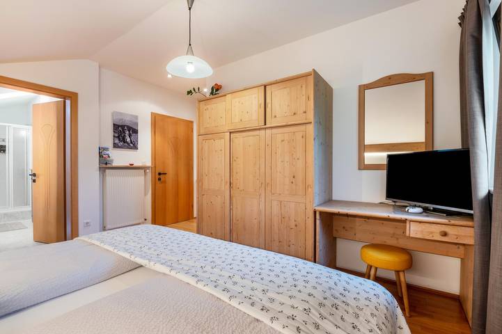 Hel studio-lejlighed, Studio Apartment 'Zunerhof  Fenn' with Mountain View, Shared Garden and Wi-Fi in Lengstein, Ritten