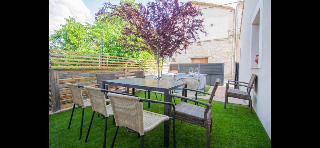 Apartamento para 10 personas, con jardín en Estación de esquí de La Pinilla