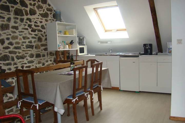 Gîte pour 4 personnes, avec jardin, animaux acceptés à Hénanbihen - 4