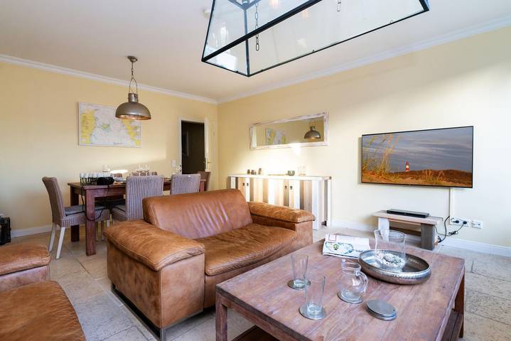 Schönes Haus für 6 Pers. mit Terrasse, Pkw-Stellplatz, Wlan. Haustiere erlaubt. in Westerland, Sylt (Gemeinde)