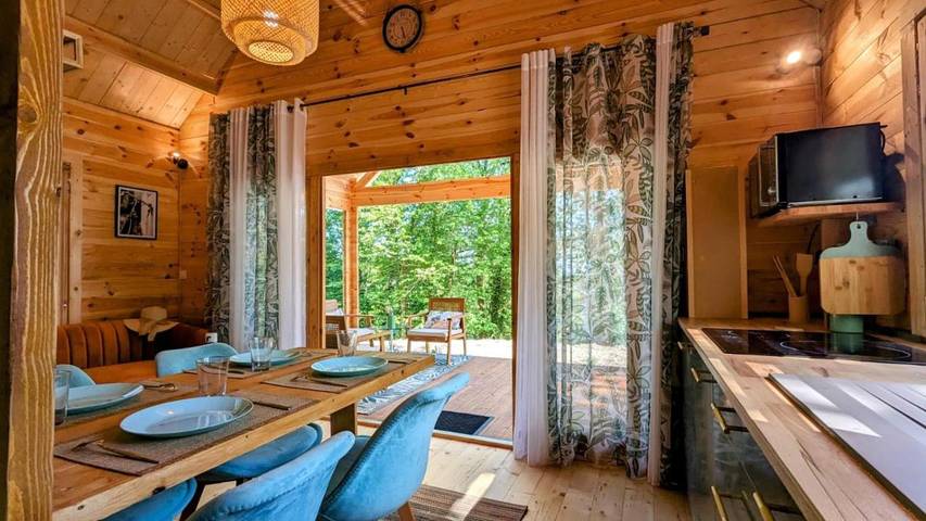 Chalet für 4 Personen, mit Ausblick und Garten, mit Haustier - 1
