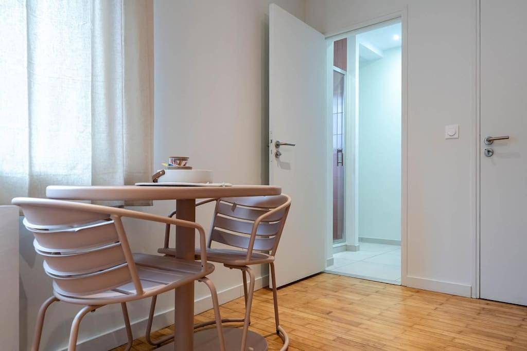 Appartement entier, La Praline, Studio Cœur Ville in Anse, Beaujolais