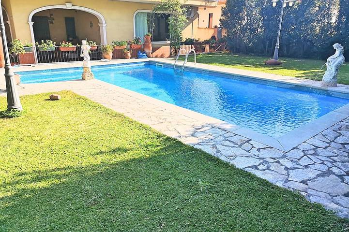 Villa für 6 Personen, mit Garten und Terrasse - 1