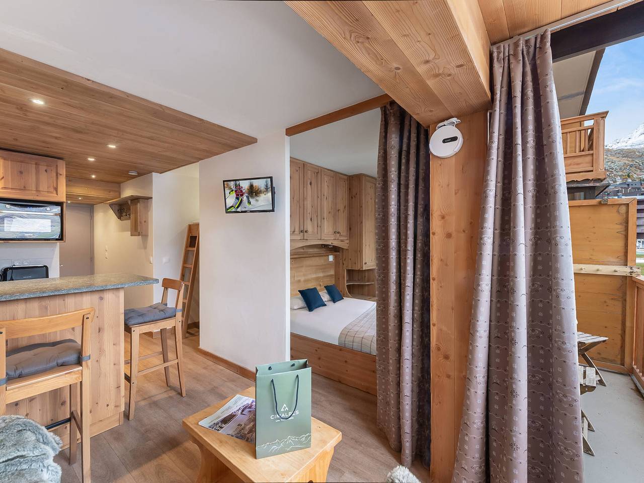 Studio entier, Appartement cosy 4 pers, centre Val Thorens, Wifi inclus in Val Thorens, Massif de la Vanoise