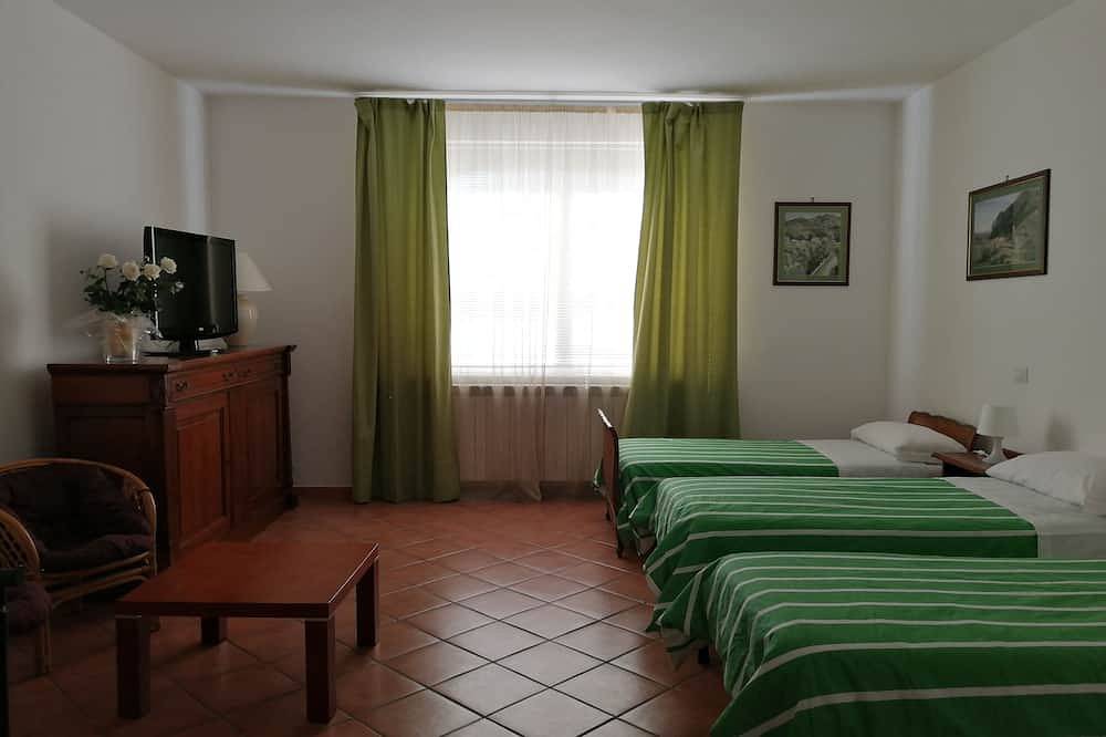 Große Villa von 560 qm für 20-24 Personen in Monterosi, Braccianosee