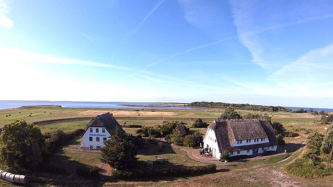 Apartamento vacacional entero, Ferienwohnung für 5 Personen (70 m²) in Insel Hiddensee in Neuendorf Hiddensee Island, Hiddensee