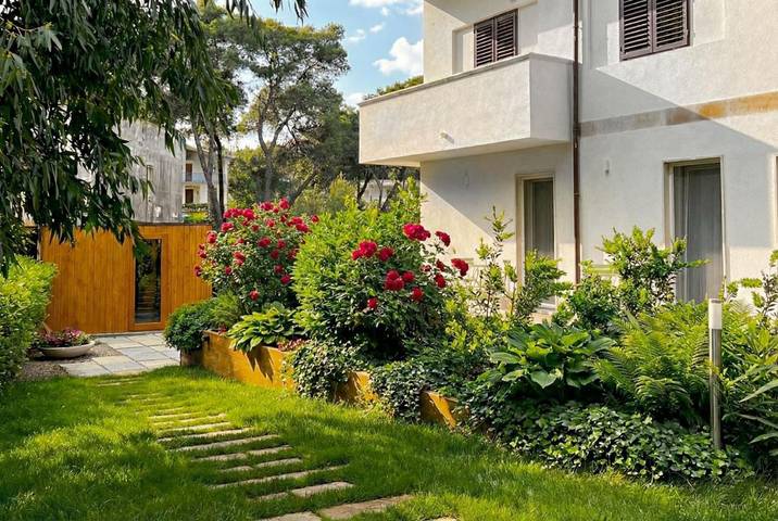 Casa vacanza per 2 persone, con Idromassaggio e Terrazza nonché Giardino e Sauna a Castellaneta Marina