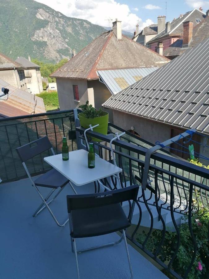 Gîte pour 4 personnes, avec vue et balcon à Saint-Étienne-de-Cuines - 2