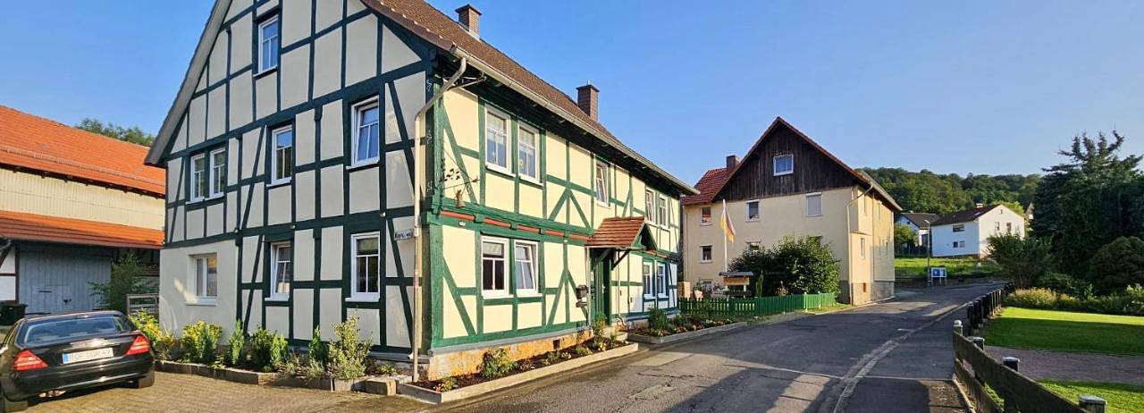 Ferienhaus, mit Terrasse und Garten sowie Ausblick in Bebra
