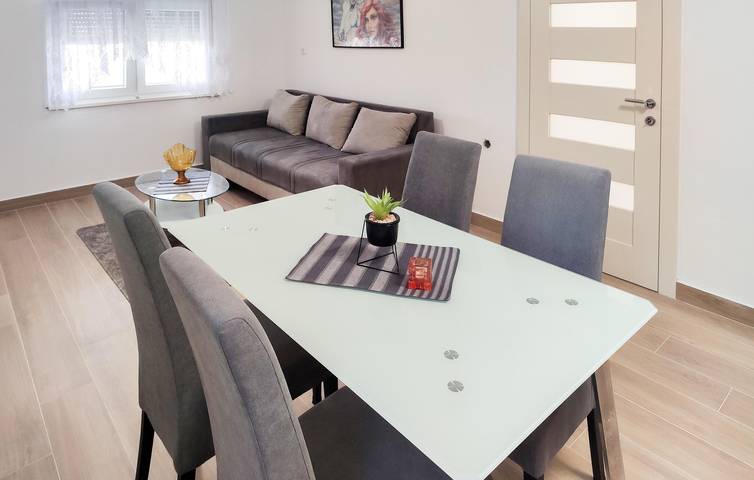 Ferienwohnung für 6 Personen, mit Terrasse in Marina - 4