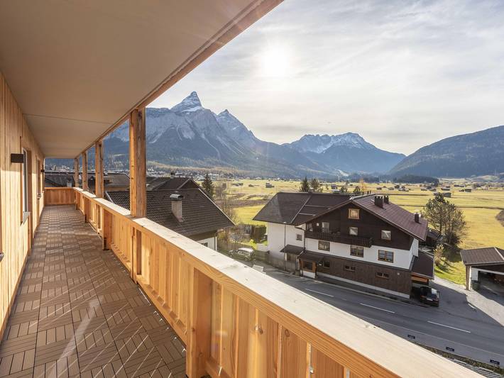 Ferienwohnung für 8 Personen, mit Garten und Pool sowie Terrasse in Ehrwald - 2