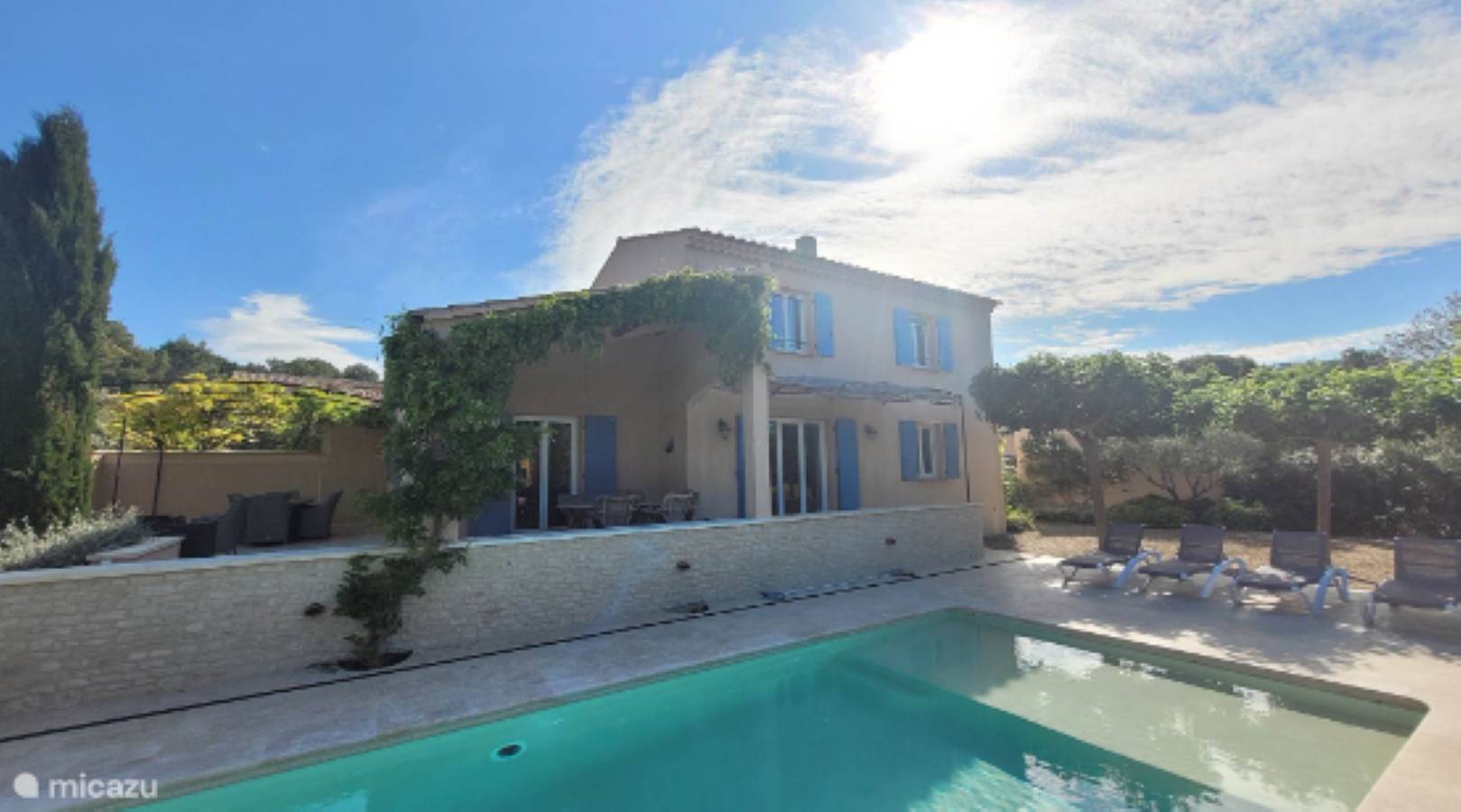 Gîte pour 6 personnes avec piscine in L'Isle-sur-la-Sorgue, Vaucluse
