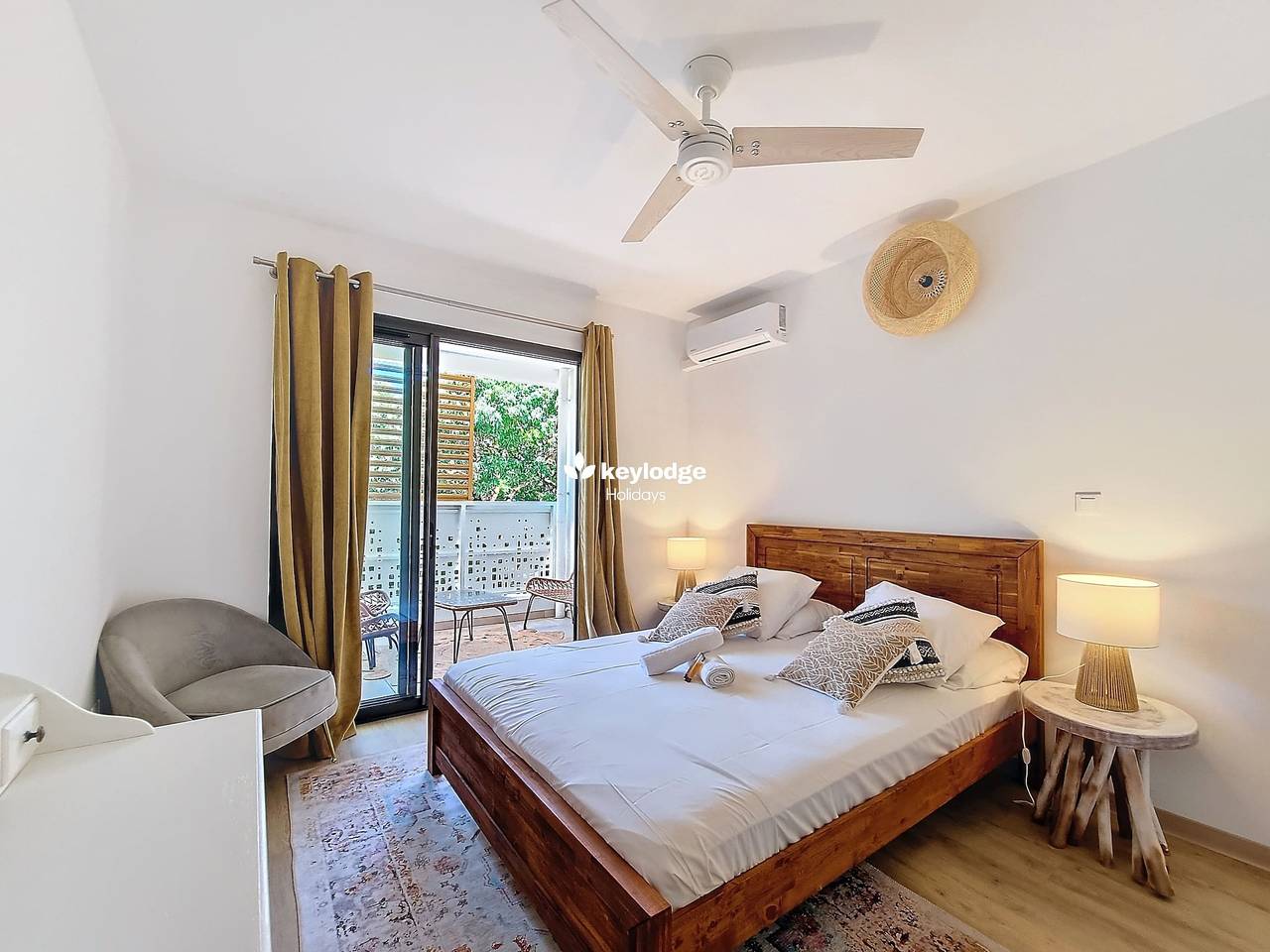 Appartement entier, Ecrin Salé – T2 rénové de 64 m² - Location Appartement L’Etang-Salé in L'Étang-Salé, Île de la Réunion