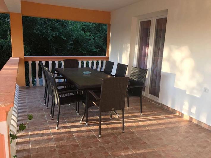 Ferienwohnung für 9 Personen, mit Balkon/Terrasse, mit Haustier in Nin