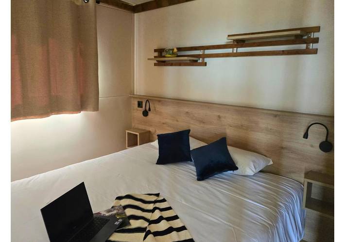 Location de vacances pour 3 personnes, avec vue ainsi que jardin et piscine à Brullioles - 3