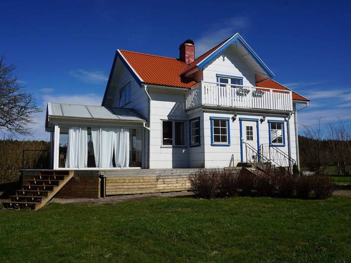 Ferienhaus für 4 Personen, mit Terrasse und Garten in Tanum