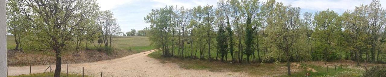 Location de vacances pour 4 personnes, avec vue et jardin à Montagnac-Montpezat - 4