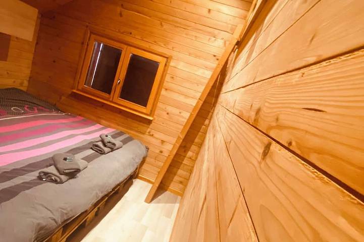 Gîte pour 4 personnes, avec terrasse ainsi que jacuzzi et jardin à Fouchy - 2