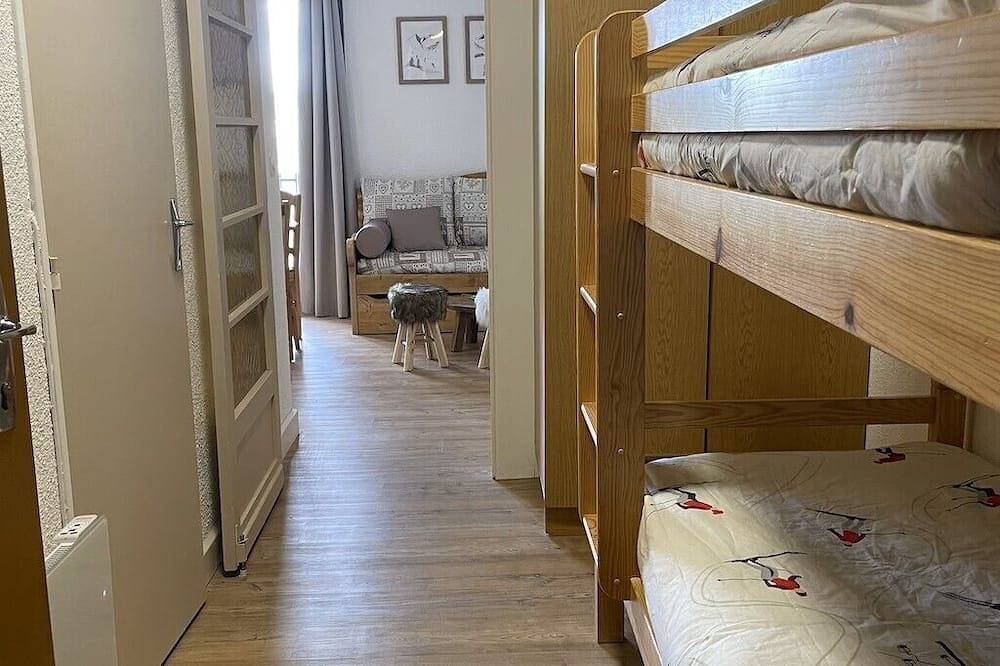 Apartamento entero, Apartment sleeps 6 All comforts, at the foot of the slopes in Saint-Jean-Montclar, Montclar (Francia)