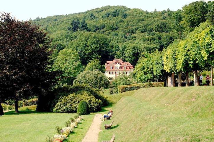 Hotel, mit Terrasse und Garten sowie Ausblick in Bad Brückenau