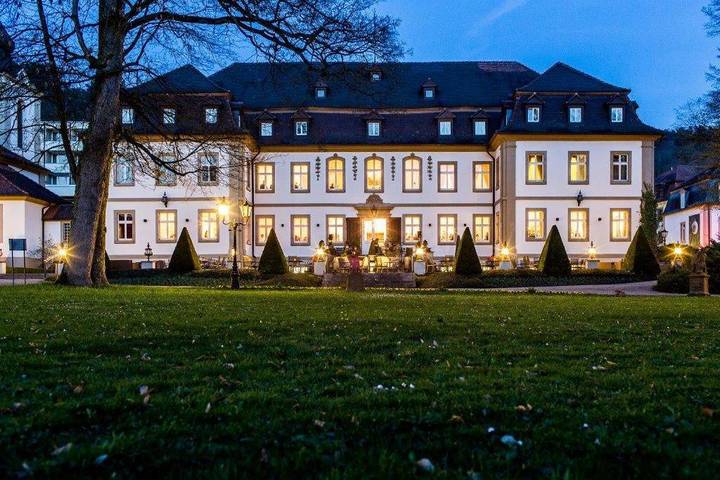 Hotel für 3 Personen, mit Terrasse und Garten sowie Ausblick in Bad Neustadt
