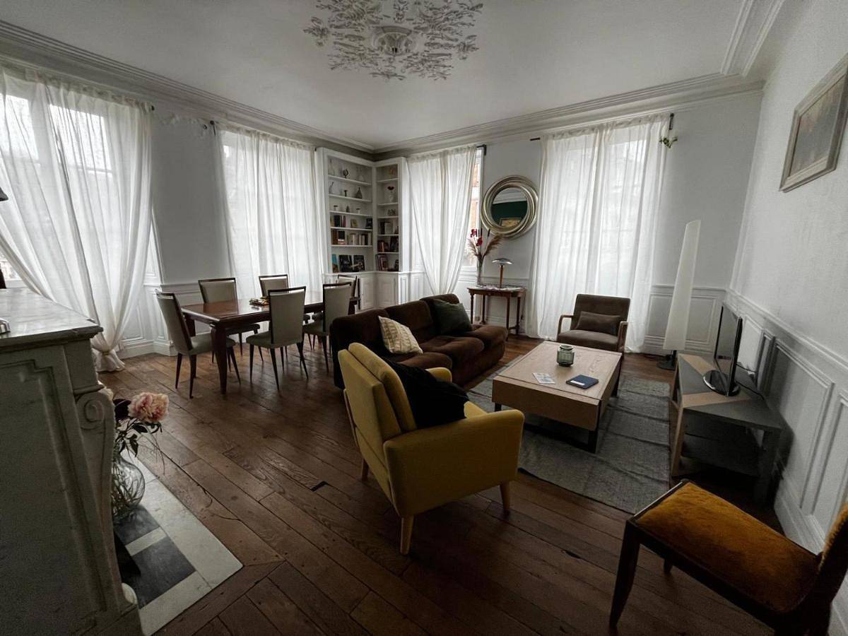 Appartement entier, Studio in Aubusson, Région d'Aubussargues