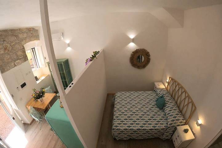 Appartement entier, La Casetta nel Borgo romantic in the center in Carloforte, Sulcis Iglesiente