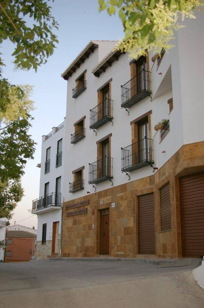 Casa rural para 5 personas, con Balcón además de Terraza y Vistas en Los Montes