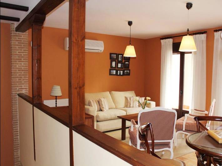 Casa rural para 17 personas, con Balcón además de Terraza y Vistas en Consuegra