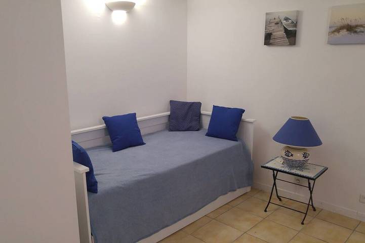 Location de vacances pour 4 personnes à Cadolive - 3