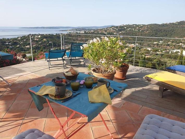 Chambre d’hôte pour 2 personnes, avec piscine et jardin sur la Côte d'Azur - 4