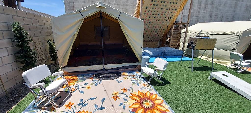 This Venue is set up for hourly rates only. 4.5 hour min. Capacity 150 guests in Costa Mesa, Orange County