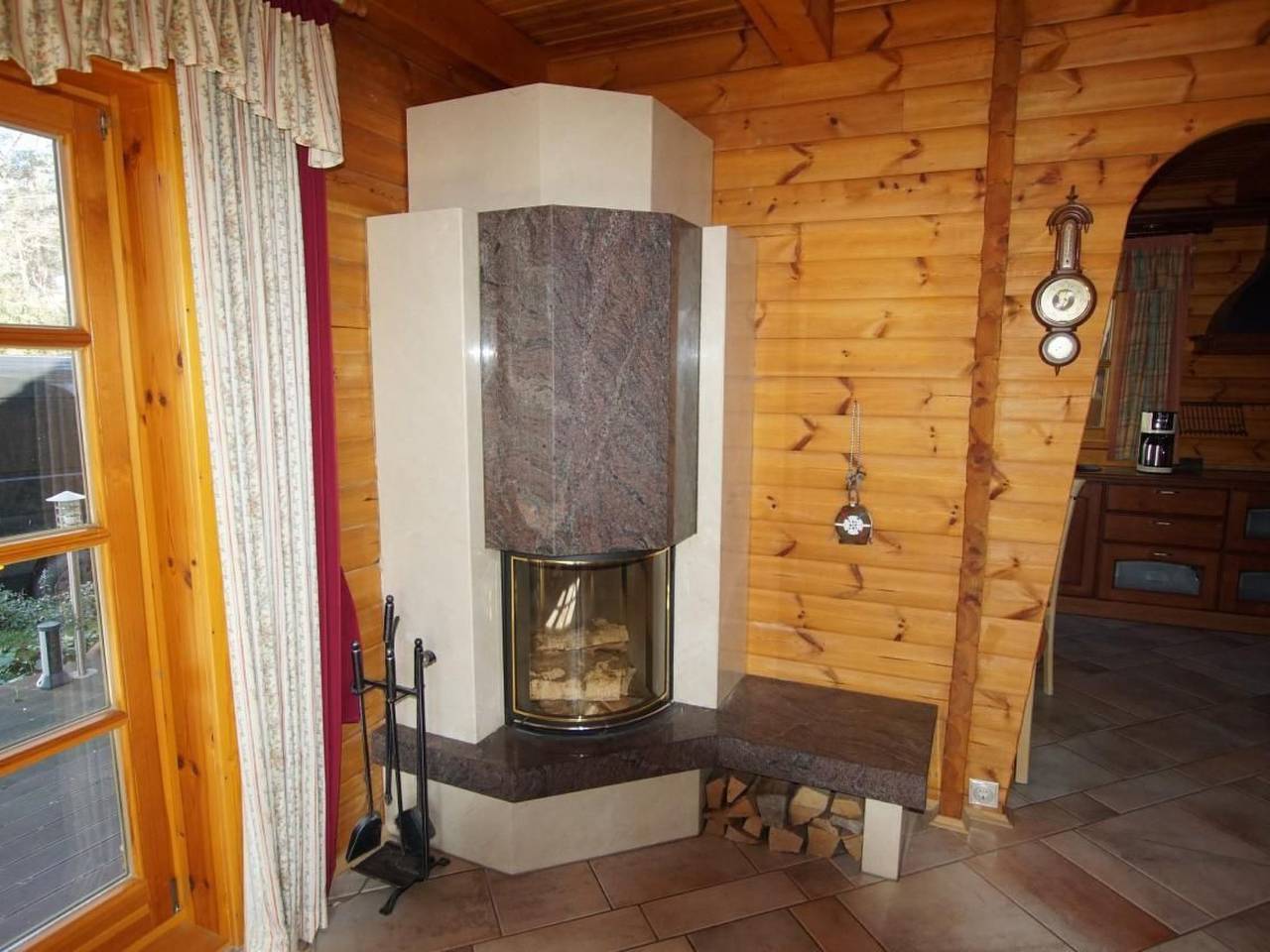 Waldhauseichhörnchen in Bad Schmiedeberg, Dübener Heide