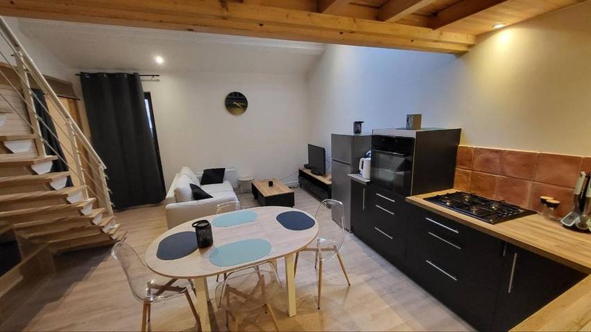 Gîte pour 7 personnes à Saint-Amour