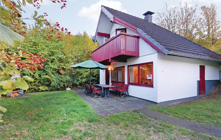 Ferienhaus für 6 Personen, mit Terrasse und Sauna sowie Garten in Kirchheim - 2