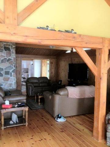 Cabin Rentals And Lodges for 8 Guests in Kawartha Lakes, Picture 3