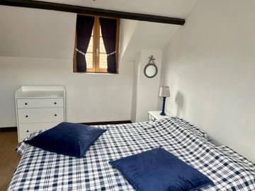 Gîte pour 4 personnes, avec jardin à Cormeilles