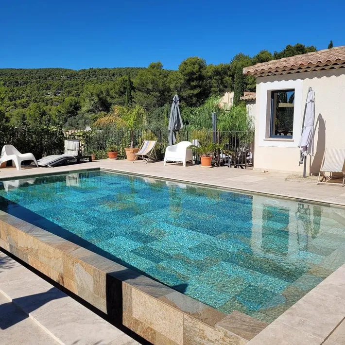 Apartamento de vacaciones para 4 personas, con vistas además de piscina y jardín - 1