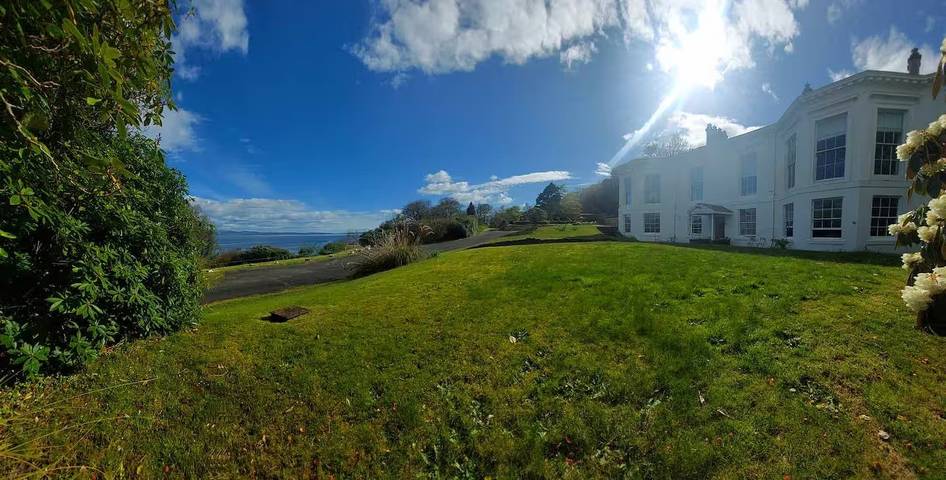 Holiday letting for 4 people, with ocean view and garden, with pets in Isle of Bute